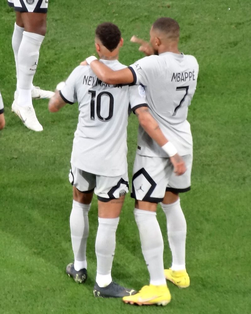 Neymar and Kylian Mbappe playing for PSG, 2022